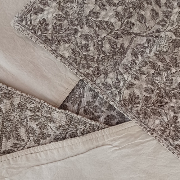 Tapistry placemats (5) - Picture 1 of 6